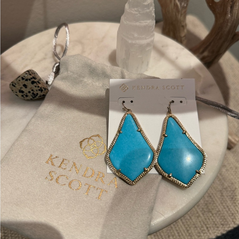 💎 Kendra Scott Turquoise Statement Earrings